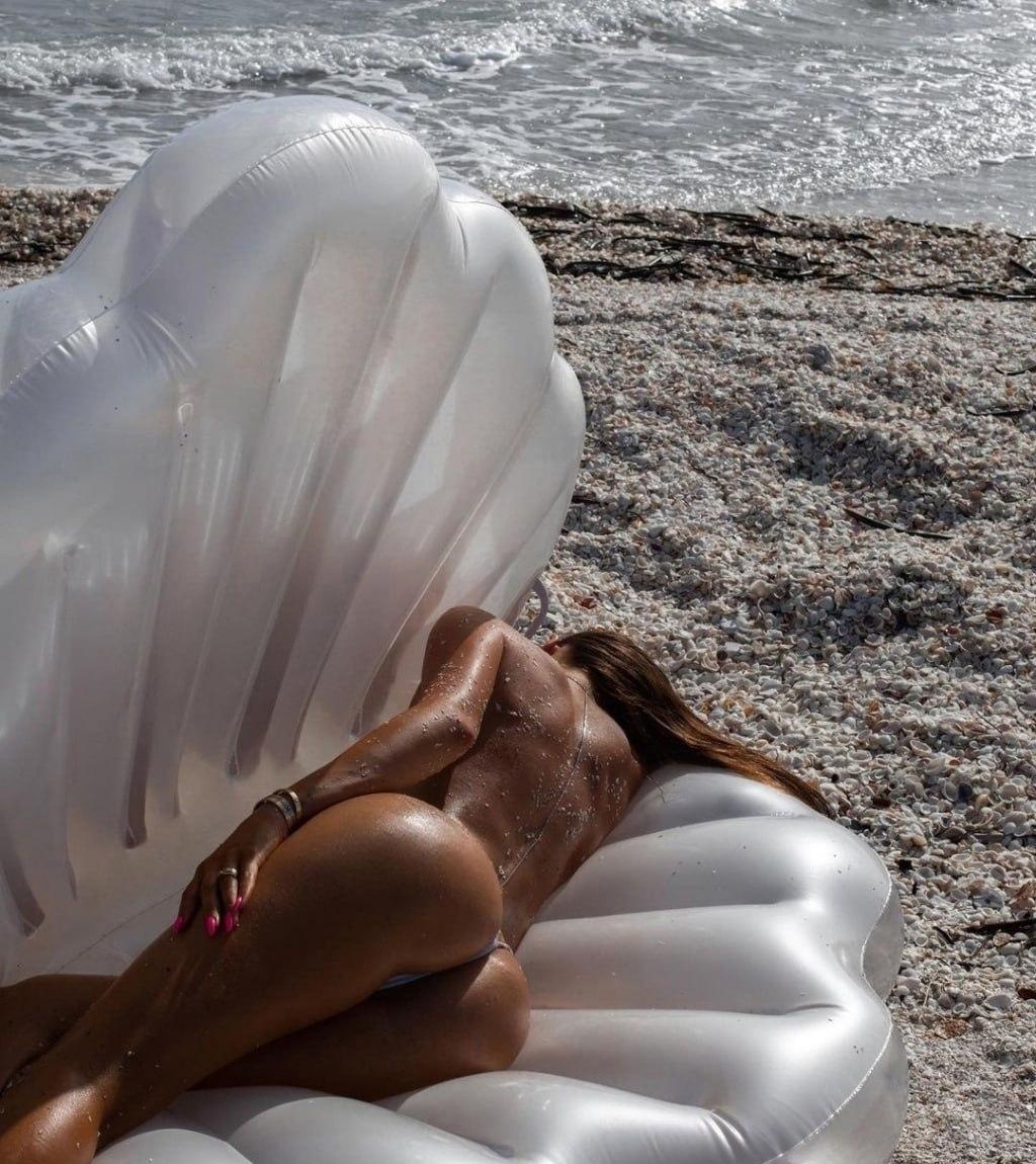 Яна привлекальеная девушка из Докучаевска цена от 5000 руб