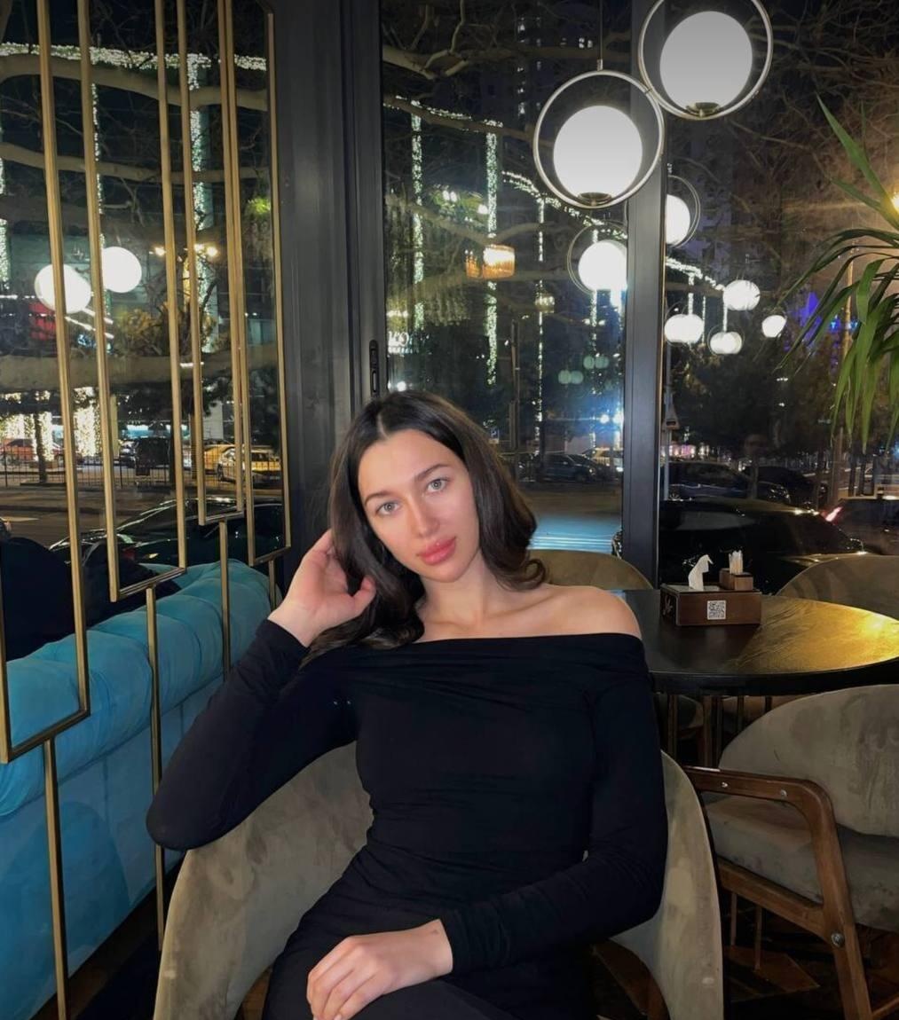 Янка привлекальеная девушка из Докучаевска цена от 6000 руб