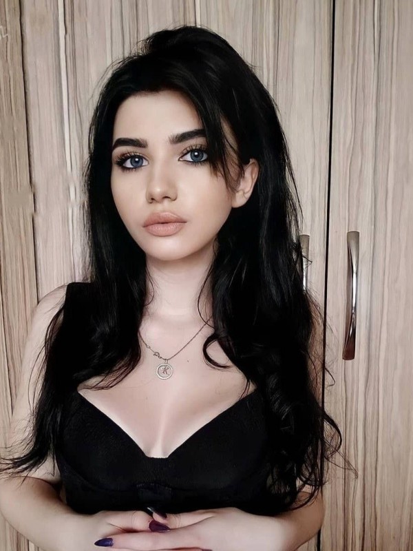 Светка привлекательная девушка из Докучаевска цена от 3500 руб