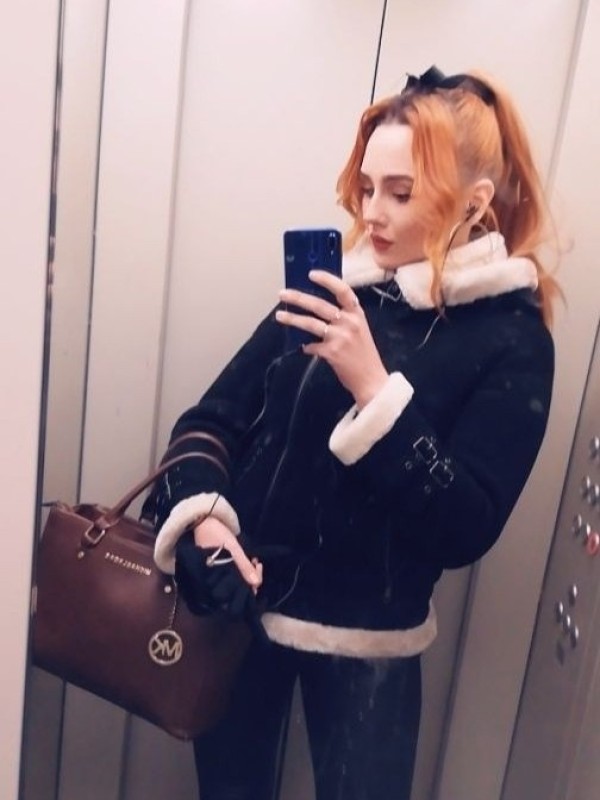 Лена привлекательная девушка из Докучаевска цена от 3000 руб