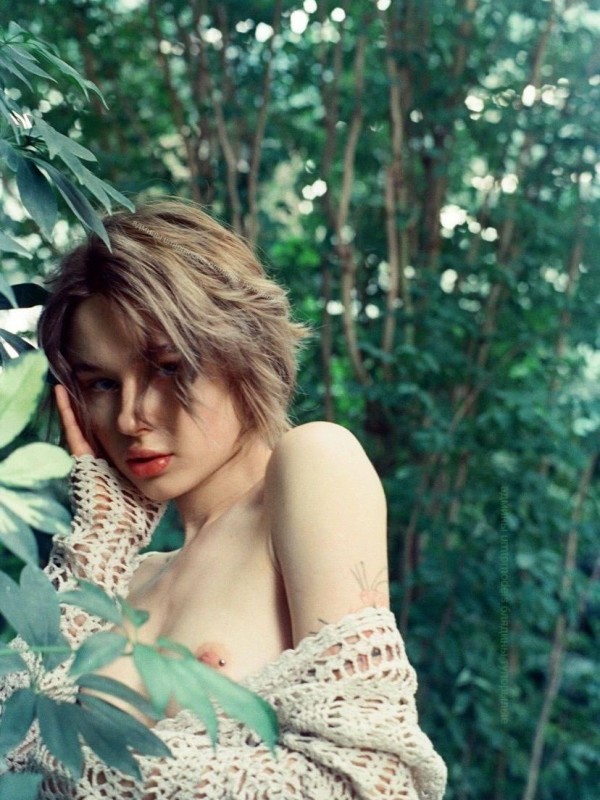 Алина привлекательная девушка из Докучаевска цена от 7000 руб